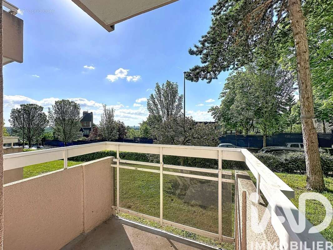 Photo 3 - Appartement à SURESNES