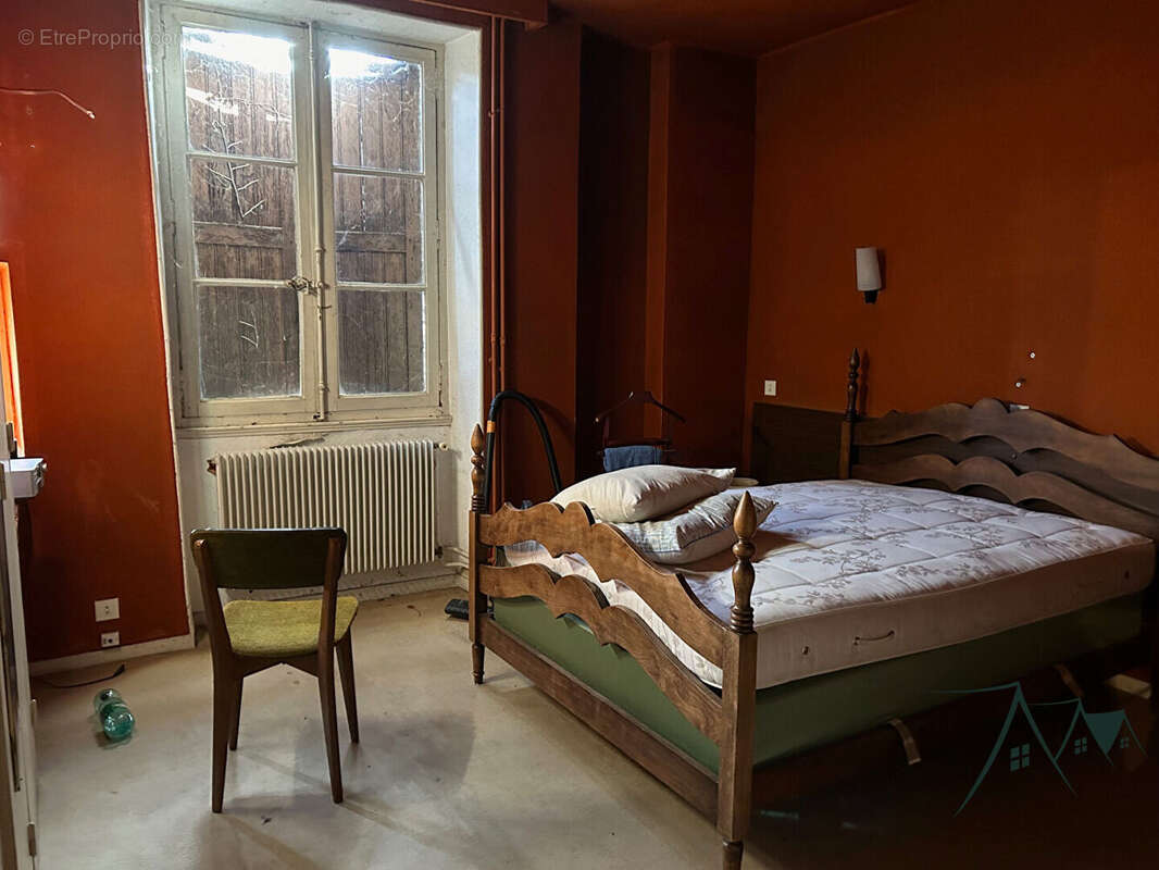 Appartement à SAINT-AMAND-MONTROND