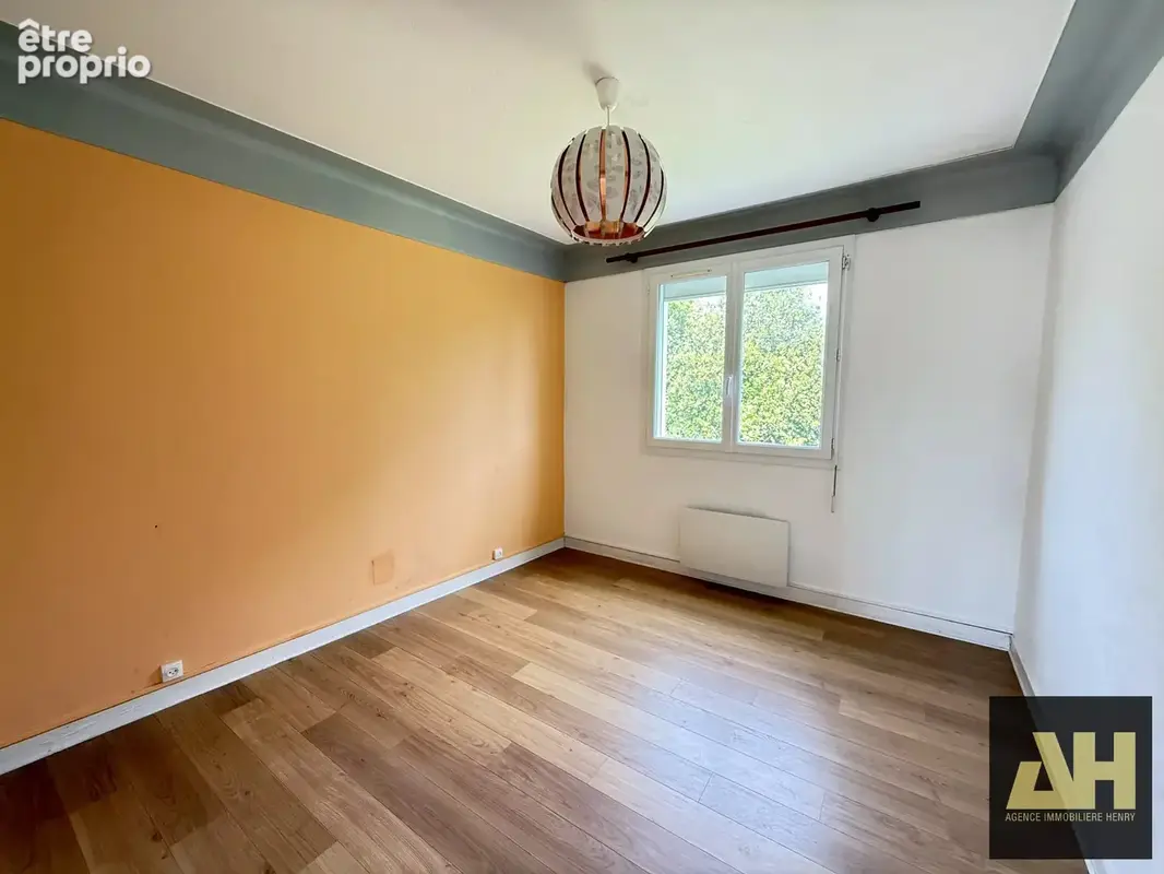 Rive droite - maison divisée en deux appartements - photo 9
