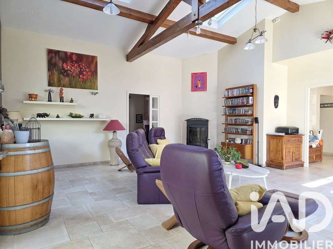 Photo 3 - Maison à LA COURONNE