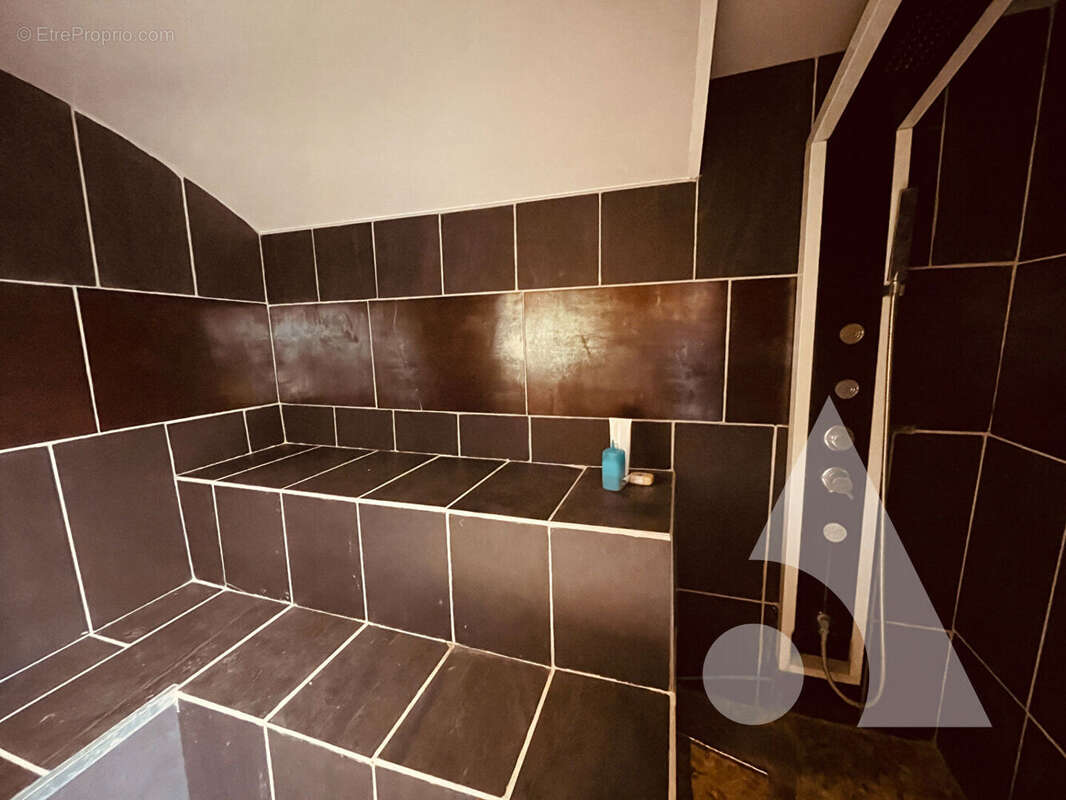 Maison à ROCHEFORT-SUR-NENON