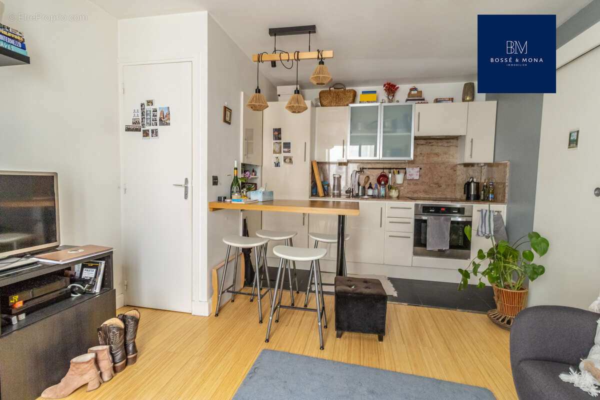 Appartement à PARIS-9E