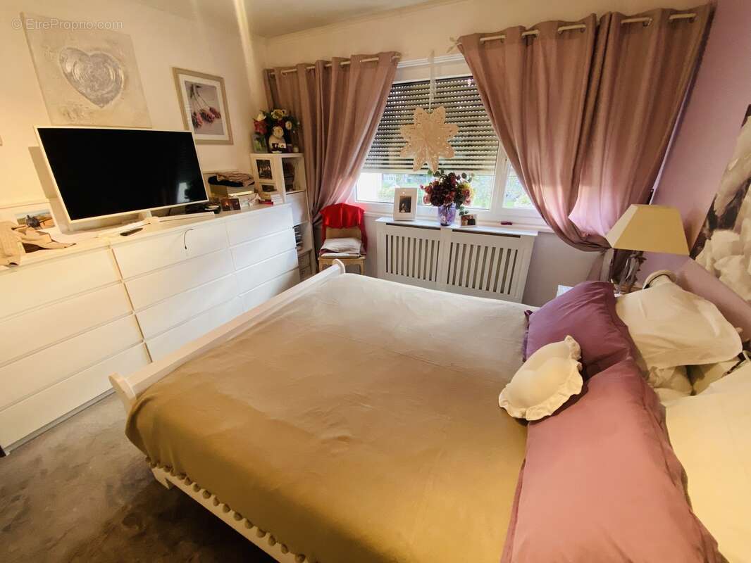 Maison à VILLE-LA-GRAND