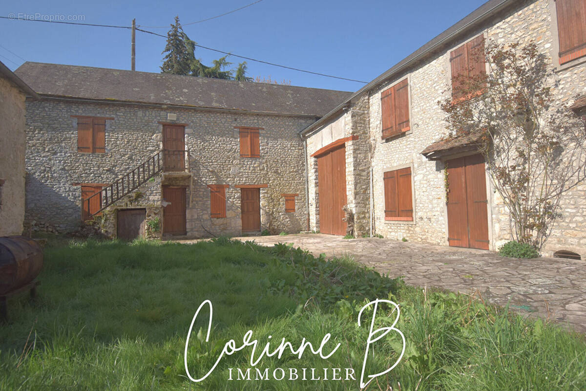 Maison à MALESHERBES