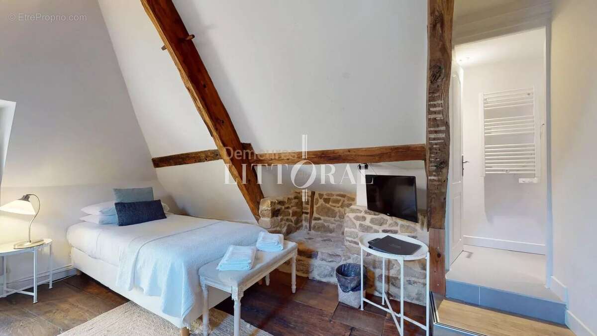 Maison d’hôtes d’exception au cœur de Guémené-sur-Scorff – Charme historique et raffinement contemporain - photo 18