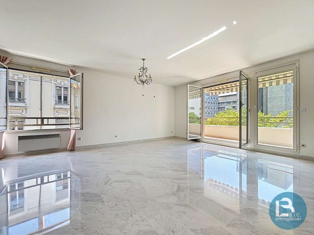 Appartement à LYON-3E