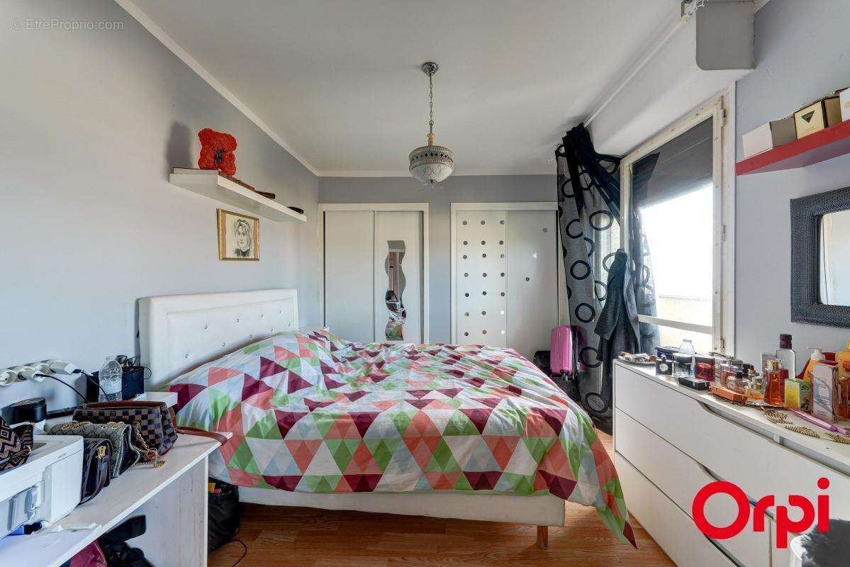 Appartement à RILLIEUX-LA-PAPE