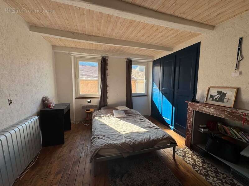 Appartement à VEYNES