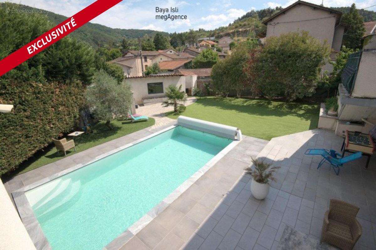 Tènement immobilier de 2 maisons avec piscine, garage et terrain – 364 000 € FAI - photo 13