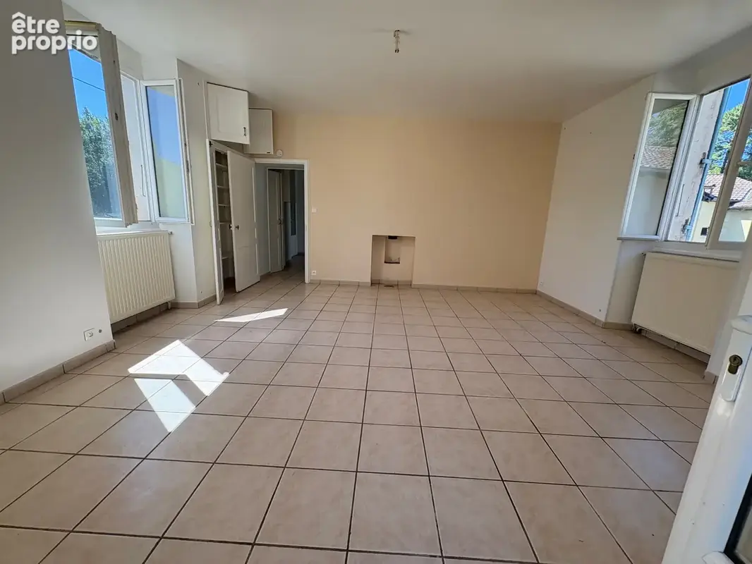 A vendre en Exclusivité : Ensemble immobilier de deux maisons avec grange et garage - photo 7