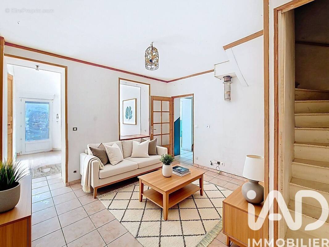 Photo 1 - Maison à LE PETIT-QUEVILLY