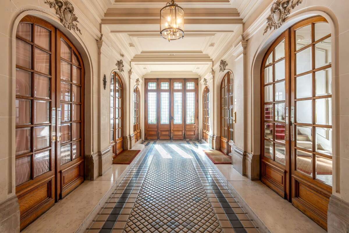 Appartement à PARIS-12E