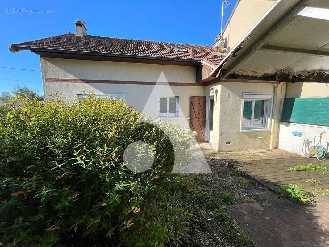 Maison à SUCY-EN-BRIE