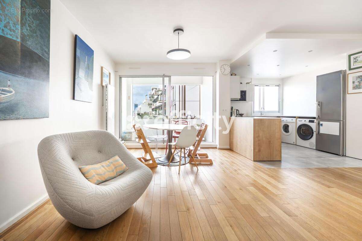 Appartement à PARIS-12E
