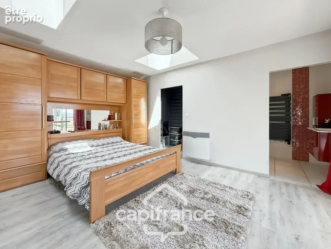 Maison Familiale avec piscine composée de 5 chambres sur ANJOU (38) - photo 24