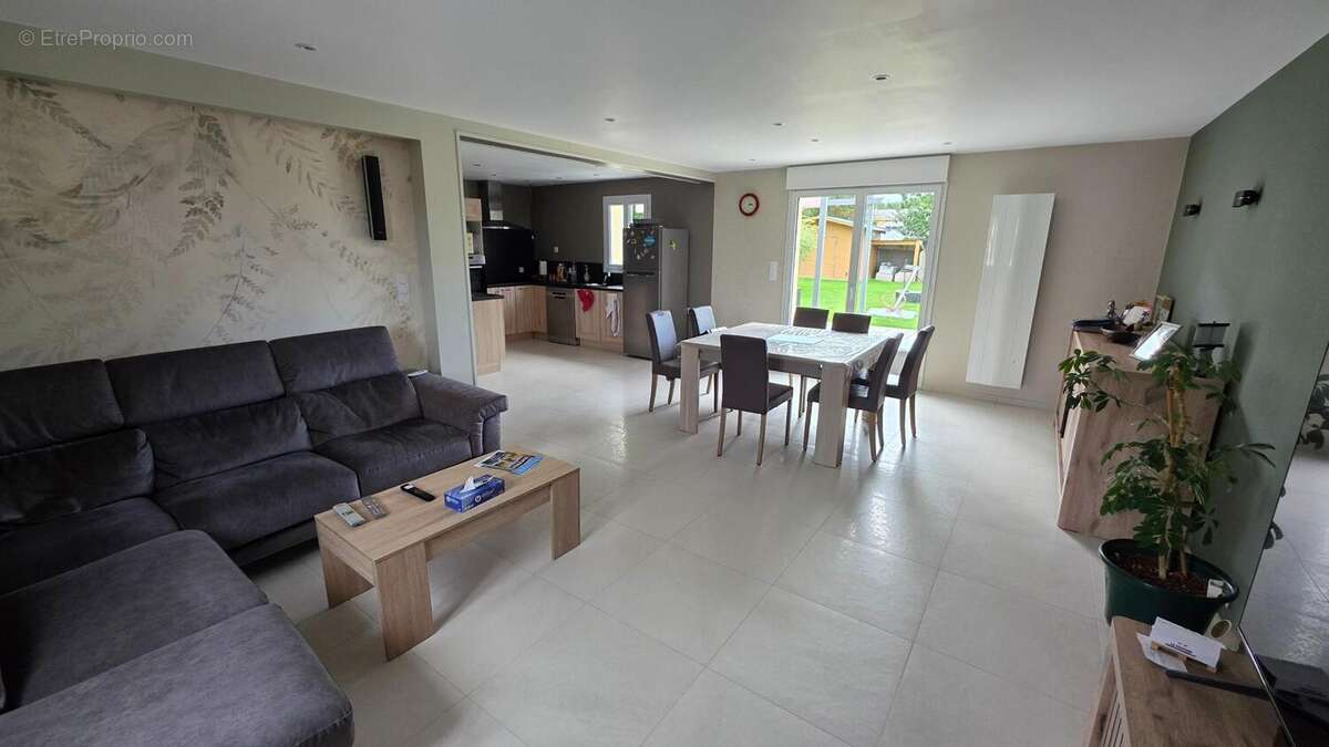 Photo 6 - Maison à MINIAC-MORVAN