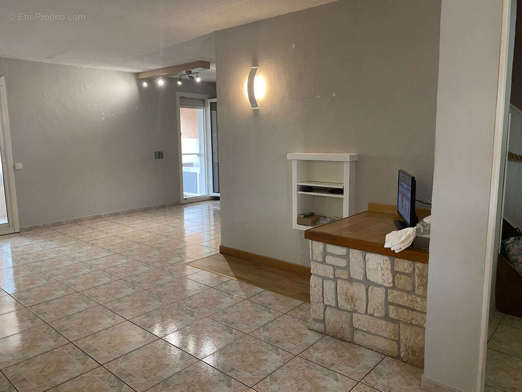 Maison à VILLELONGUE-DE-LA-SALANQUE