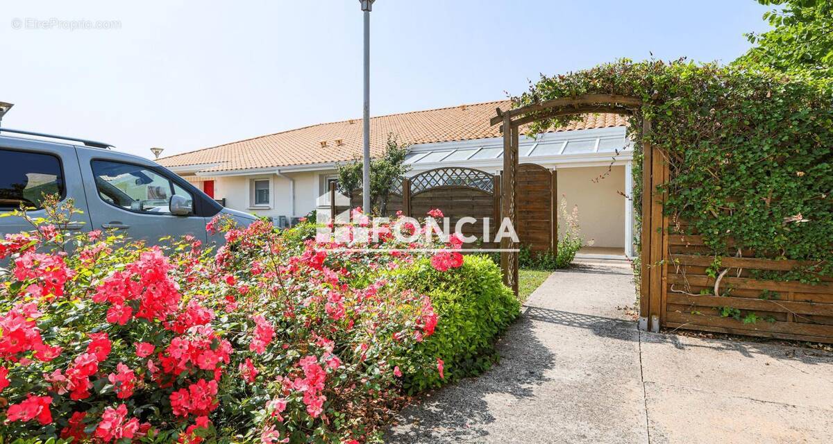 Maison à SALLES-SUR-MER