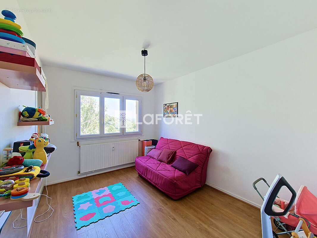 Appartement à RILLIEUX-LA-PAPE
