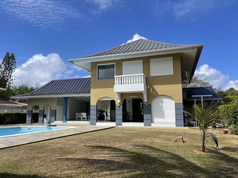 Maison à KOUROU