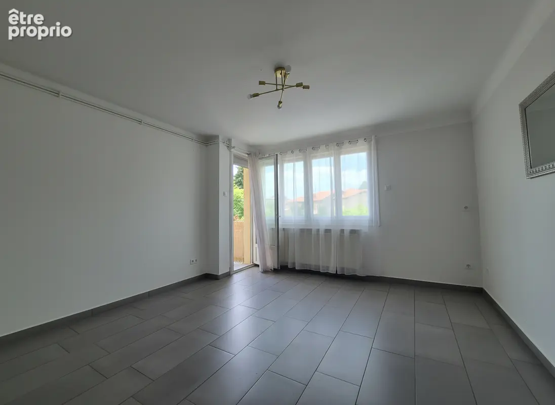 MILLAU, Appartement T4 traversant avec vue dégagée - photo 5
