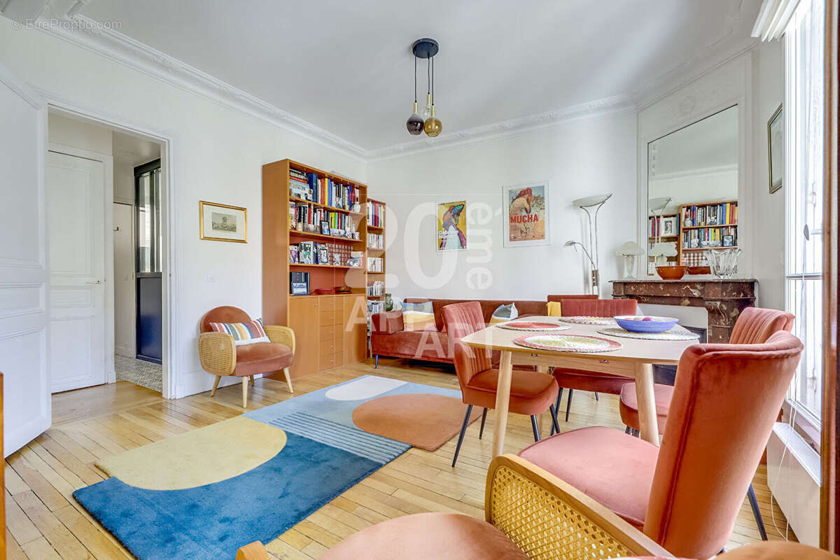 Appartement à PARIS-20E