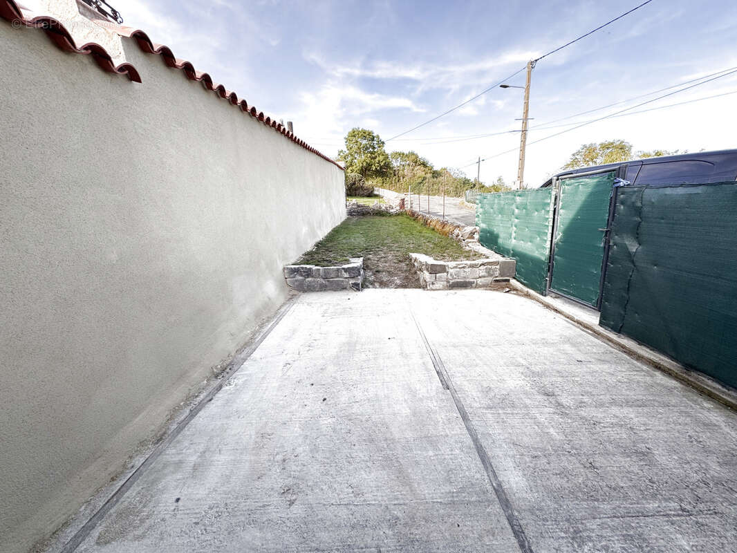 Maison à SAINT-FLOUR