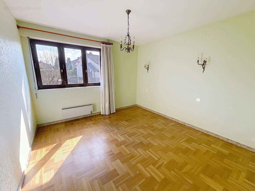 Maison à AUDINCOURT