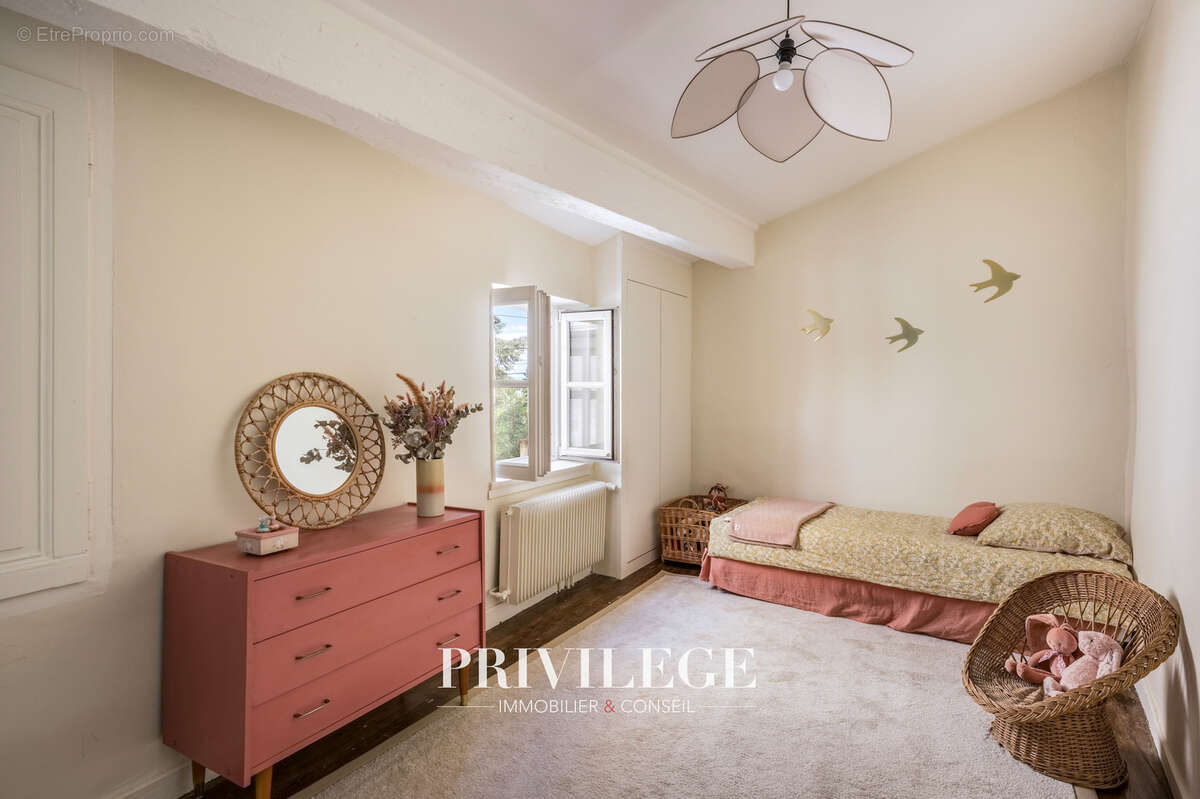 Maison à SAINT-CYR-AU-MONT-D'OR