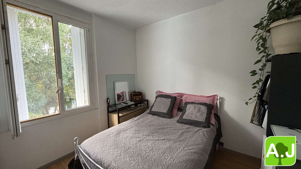 Maison à IVRY-LA-BATAILLE