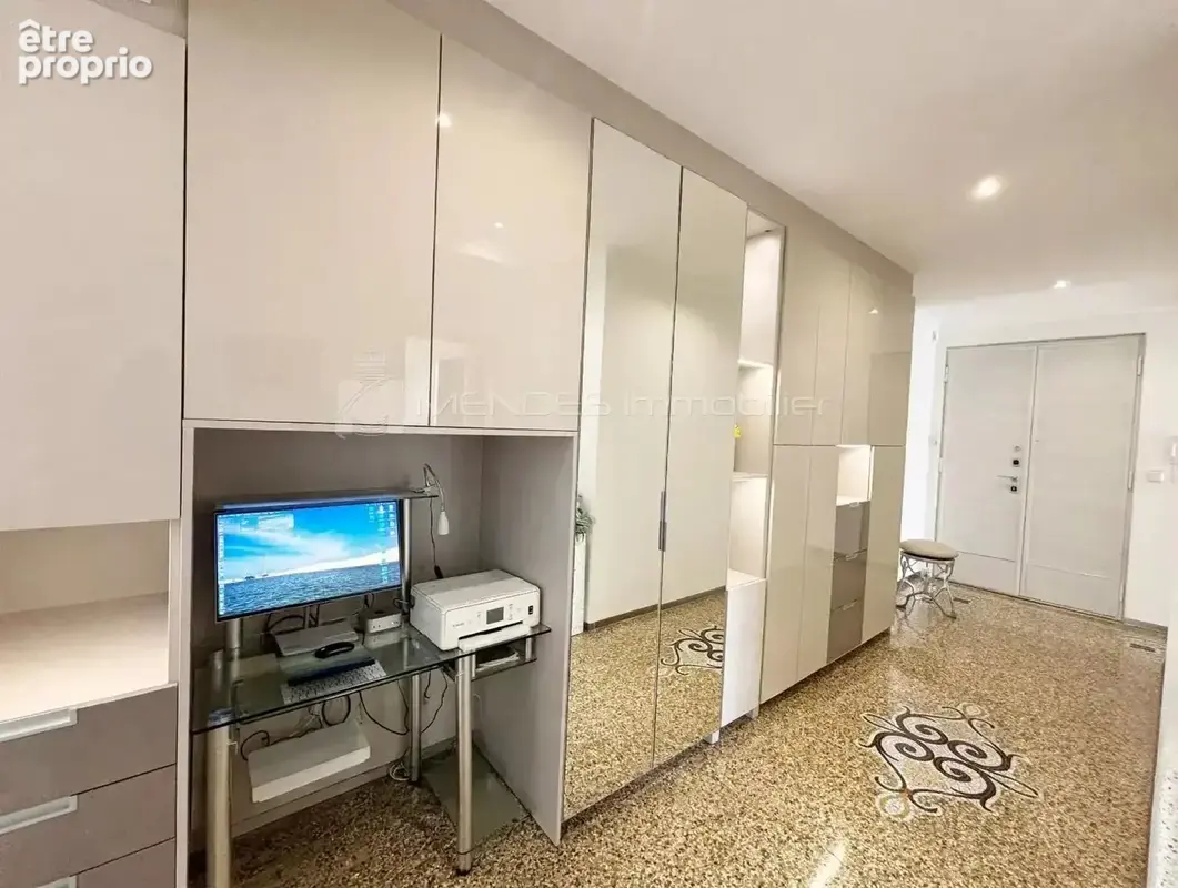Exceptionnel dernier étage — appartement trois pièces vue mer panoramique, promenade des anglais - photo 13