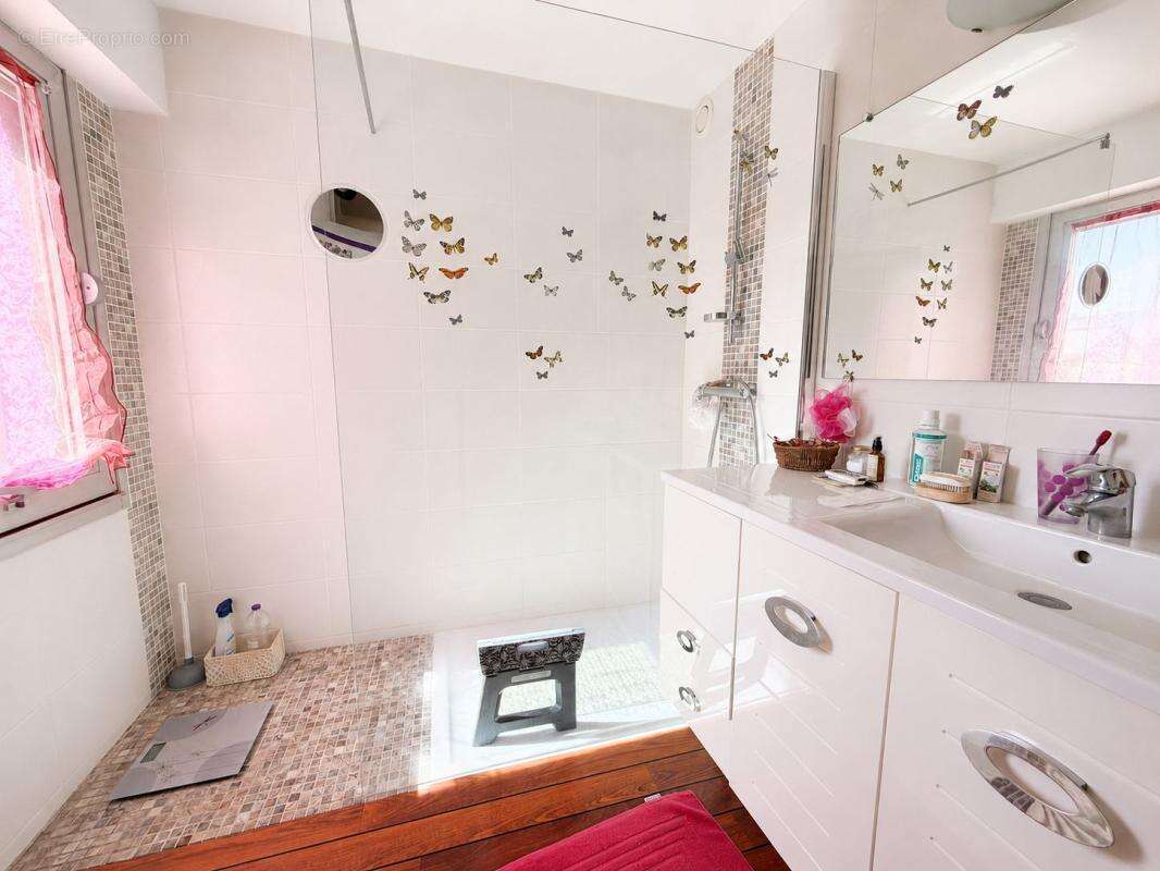 Appartement À Vendre - photo 6