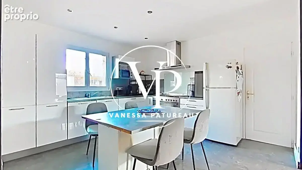 Maison Saint Nazaire D Aude 5 pièce(s), piscine, cuisine d'été, garage - photo 5