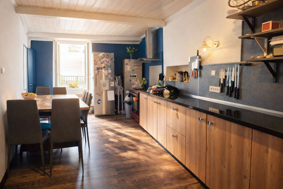 Maison à POURRIERES