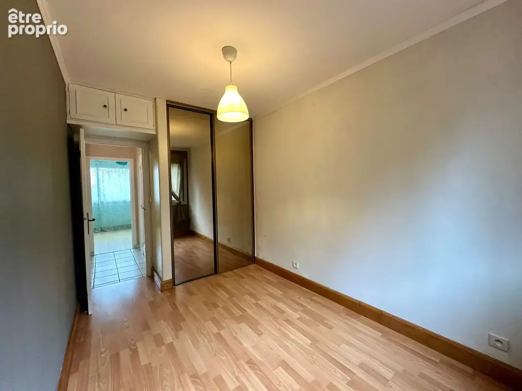 Appartement T3   68 m2   Clermont-Ferrand - photo 6