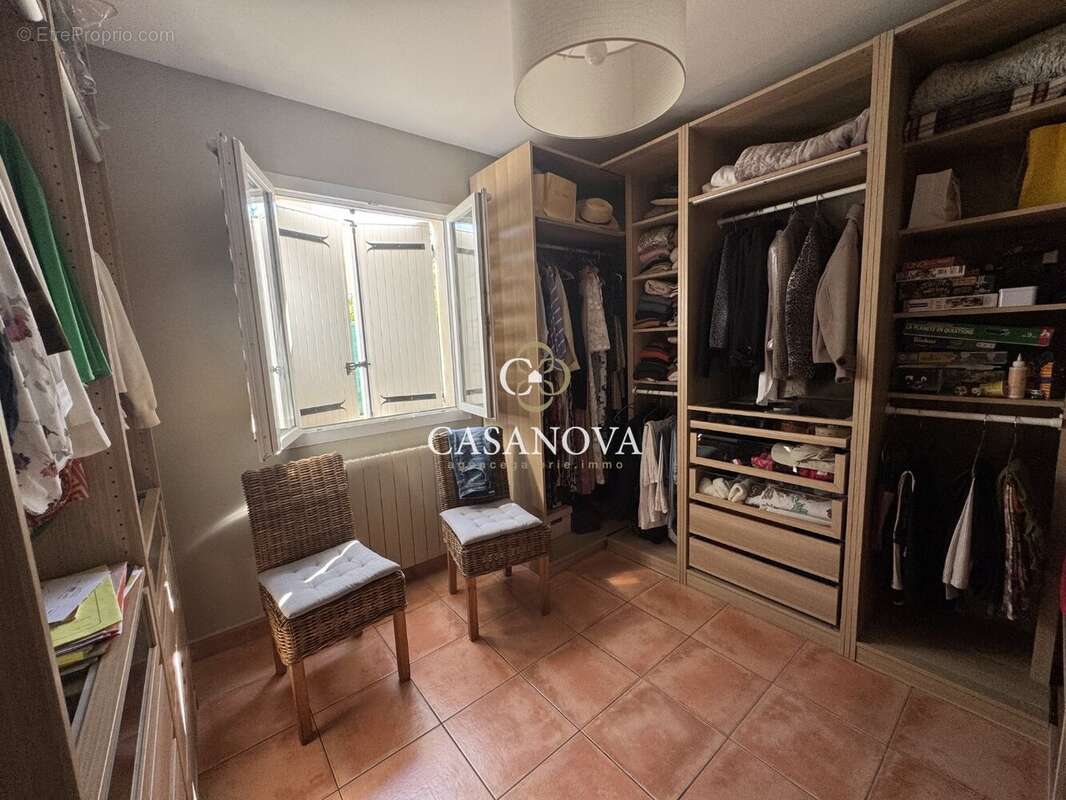 Villa familiale avec piscine  Cadre paisible proche mer - photo 9