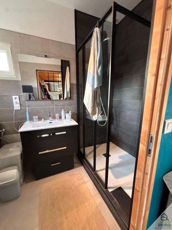 Maison à SAINT-ETIENNE-DE-CROSSEY