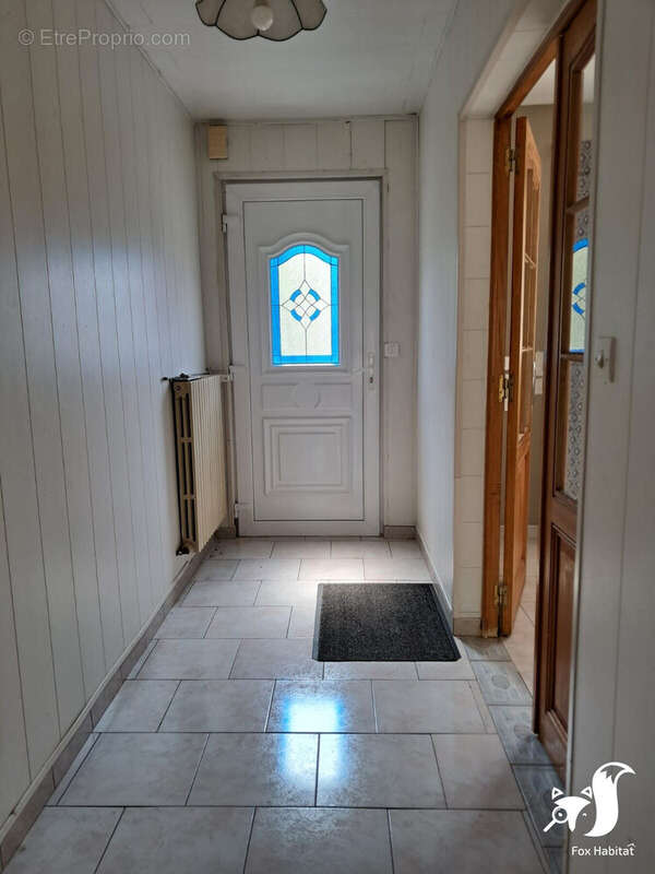 Maison 100 m² à Neuville-Saint-Remy  - photo 4