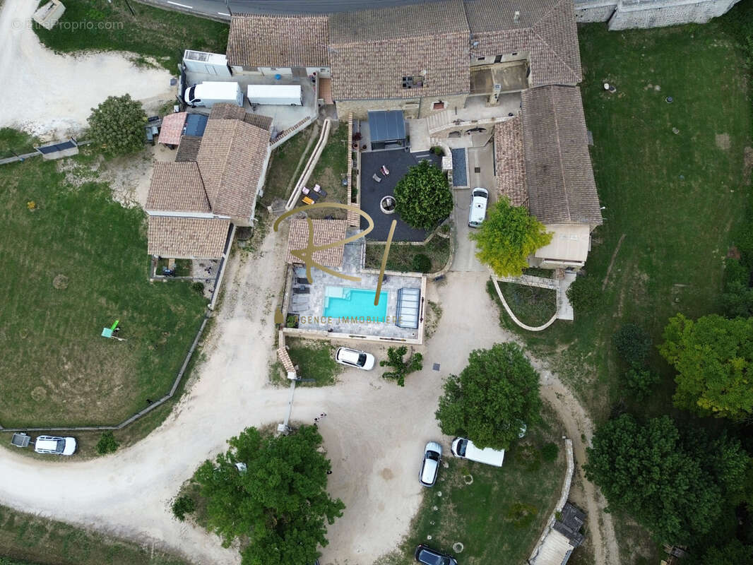 Maison à SAINT-PAULET-DE-CAISSON