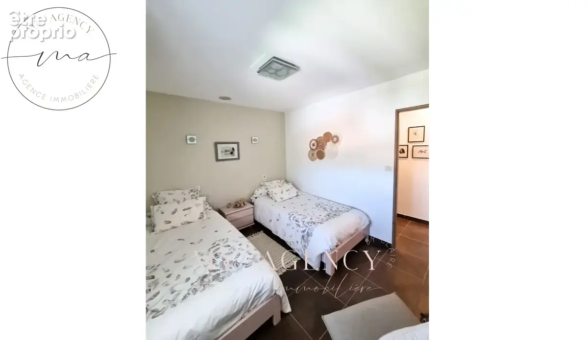 Villa familiale contemporaine avec piscine à Caux - photo 14