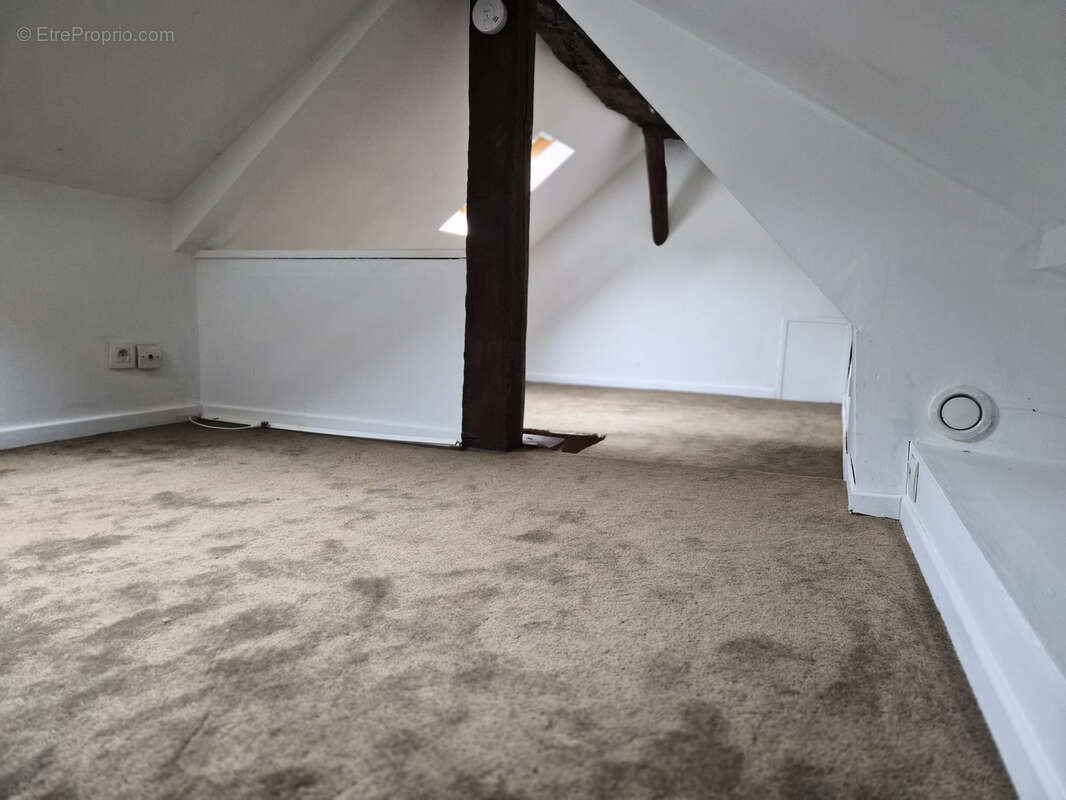 Maison à L'ETANG-LA-VILLE