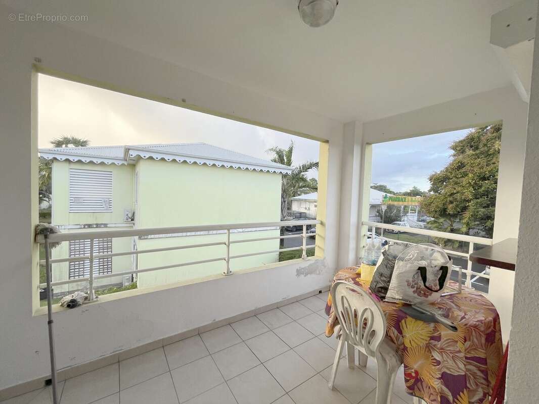 Appartement à PETIT-BOURG