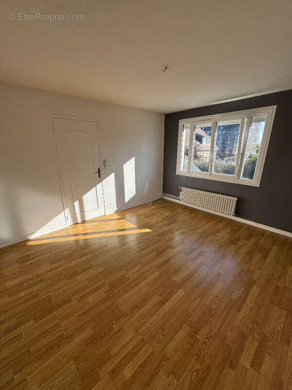 Appartement à OUISTREHAM