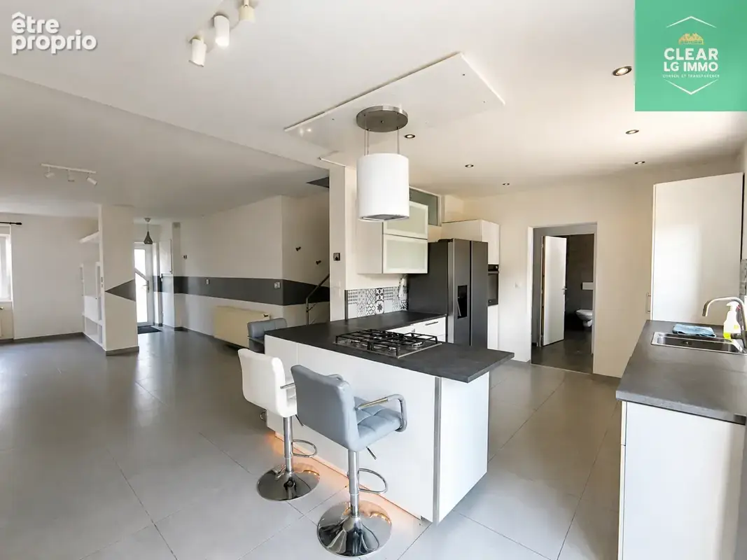 Maison familiale rénovée 7 pièces avec jardin de 160 m2 - photo 3