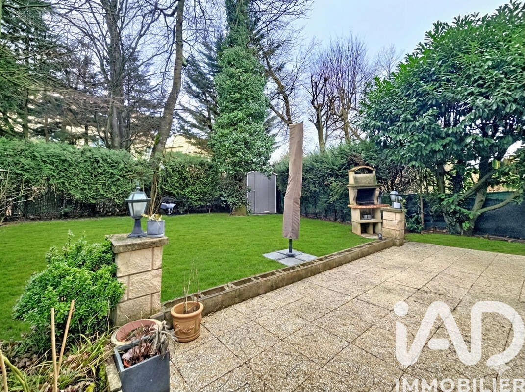 Photo 2 - Maison à CHAMPS-SUR-MARNE