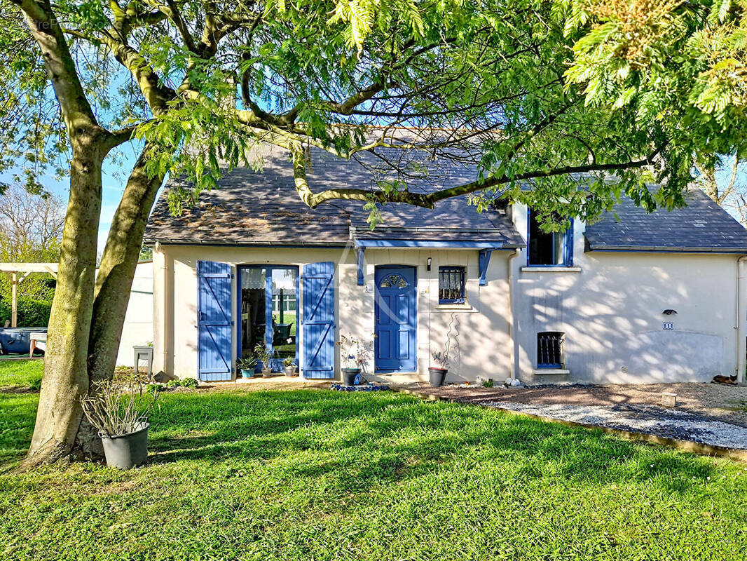 Maison à SAINT-MATHURIN-SUR-LOIRE