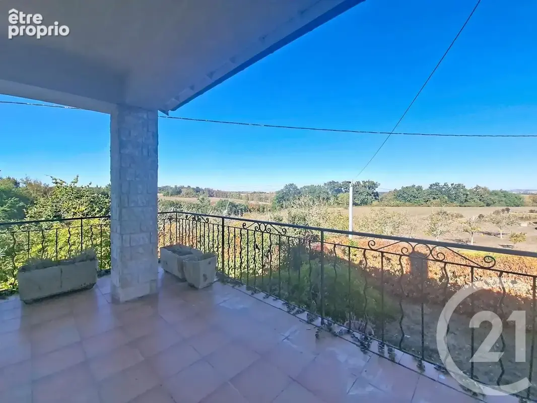 Maison 6 pièces 133 m² à vendre à Auch (32000) - photo 4