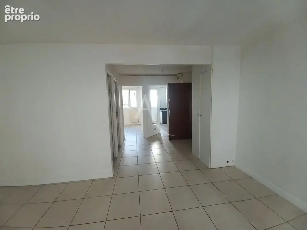 Appartement type 2 centre ville - photo 2