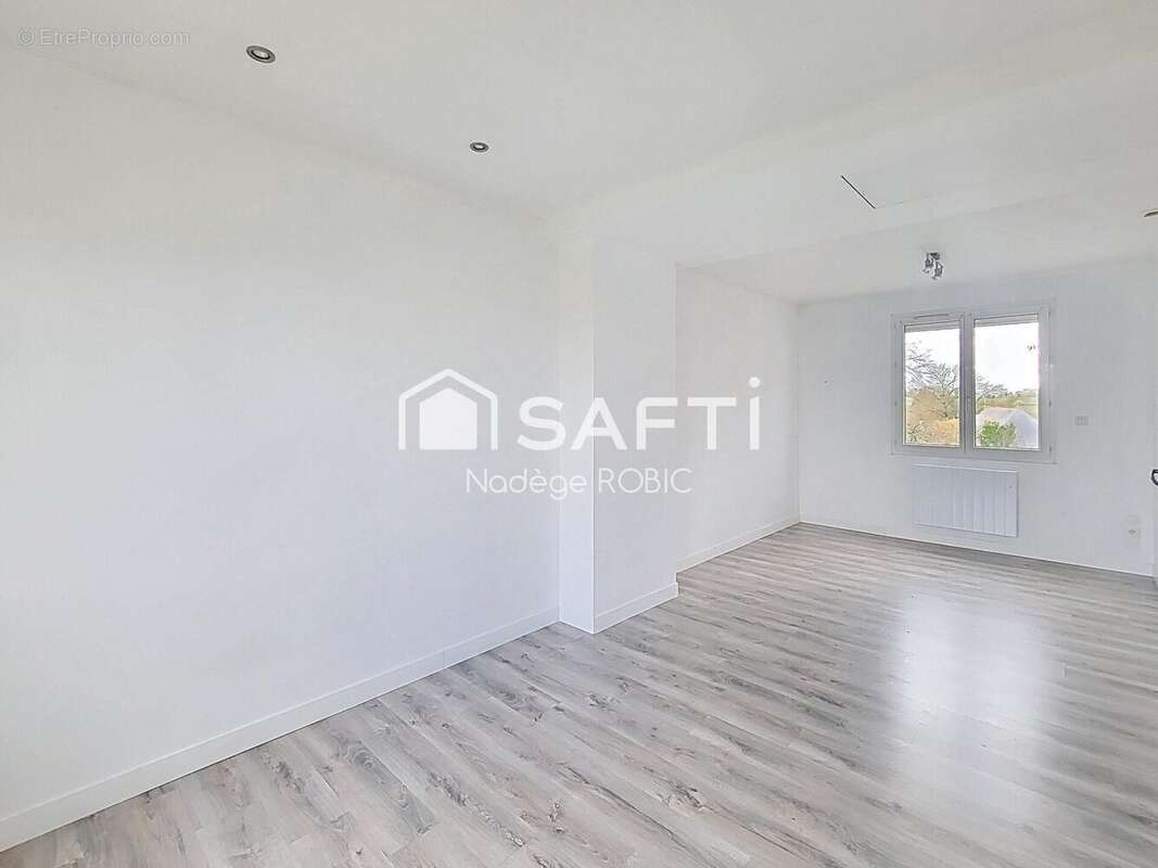Photo 4 - Maison à SEICHES-SUR-LE-LOIR