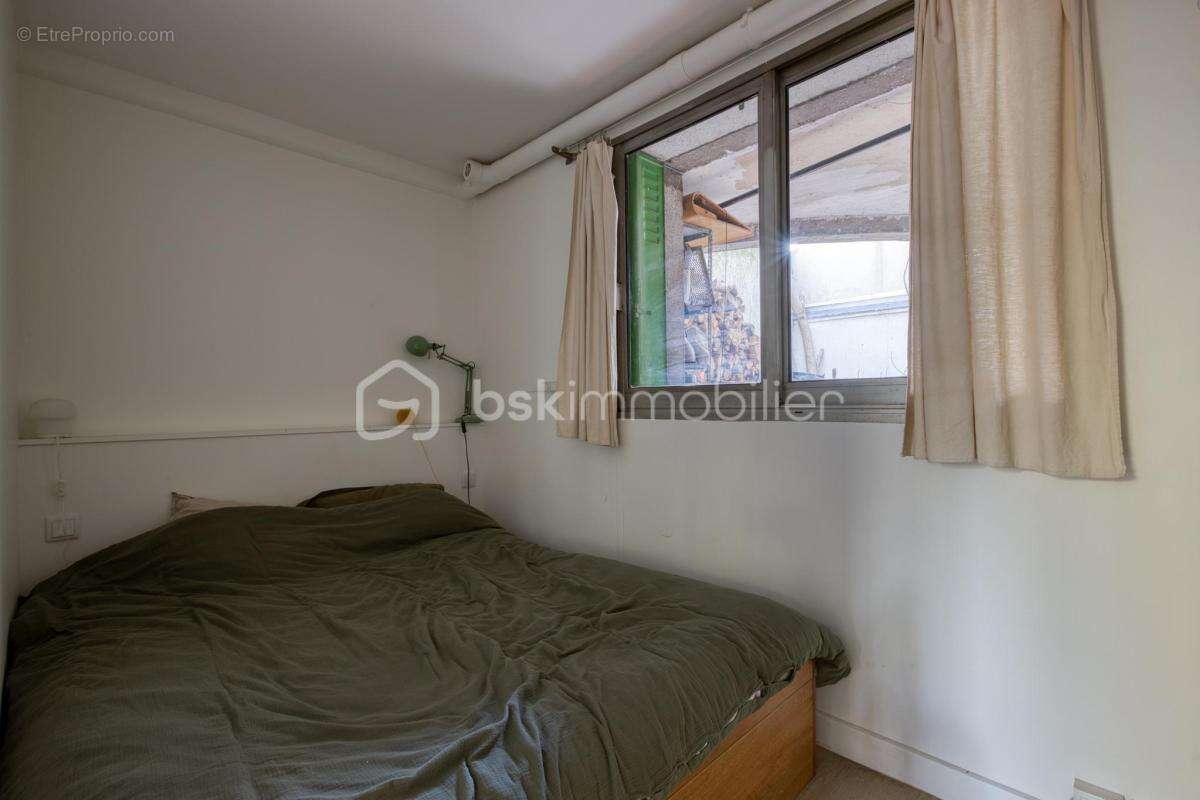 Maison de ville T5 (4 chambres) de 155 m2 - VILLA CHASSAGNOLLE - LES LILAS - photo 6